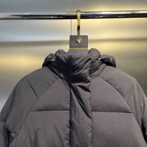 Canada Goose Black Down Jacket – Authentic, Great Condition - Picture 2 of 11